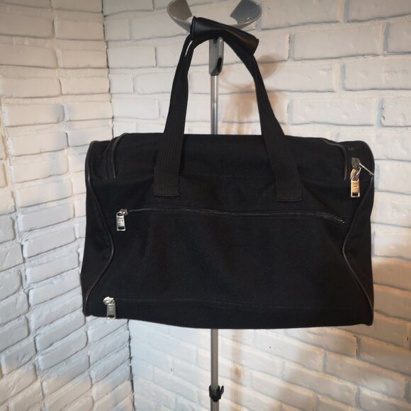 American Tourister Black Carry On / Overnight / Travel Bag - Picture 3 of 16